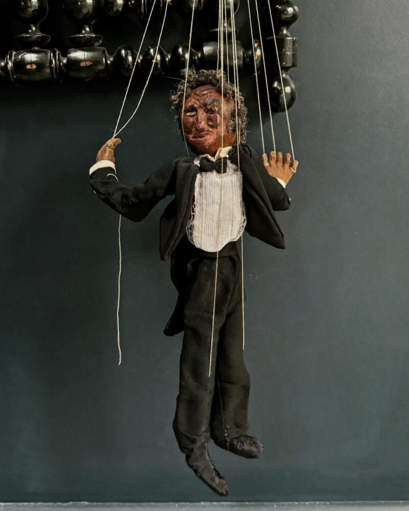 Folk Art Alice in Wonderland Puppets - Image 9