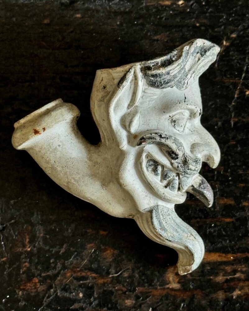 Devil Head Clay Pipe - Image 3