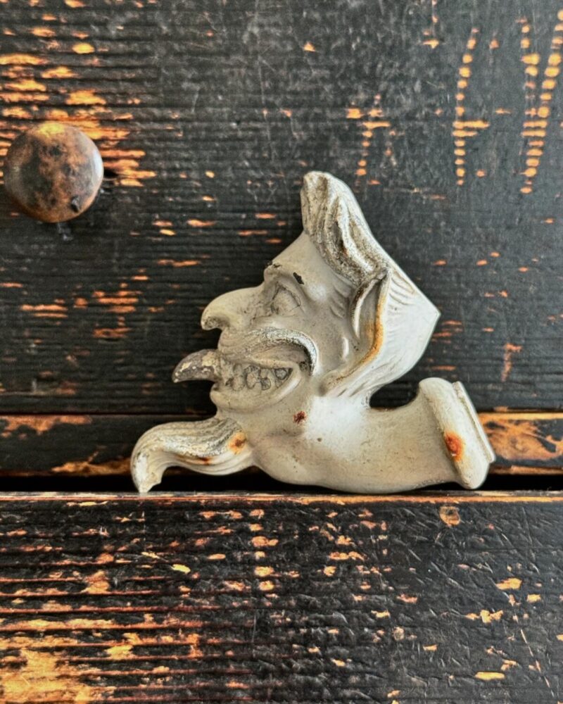 Devil Head Clay Pipe - Image 5