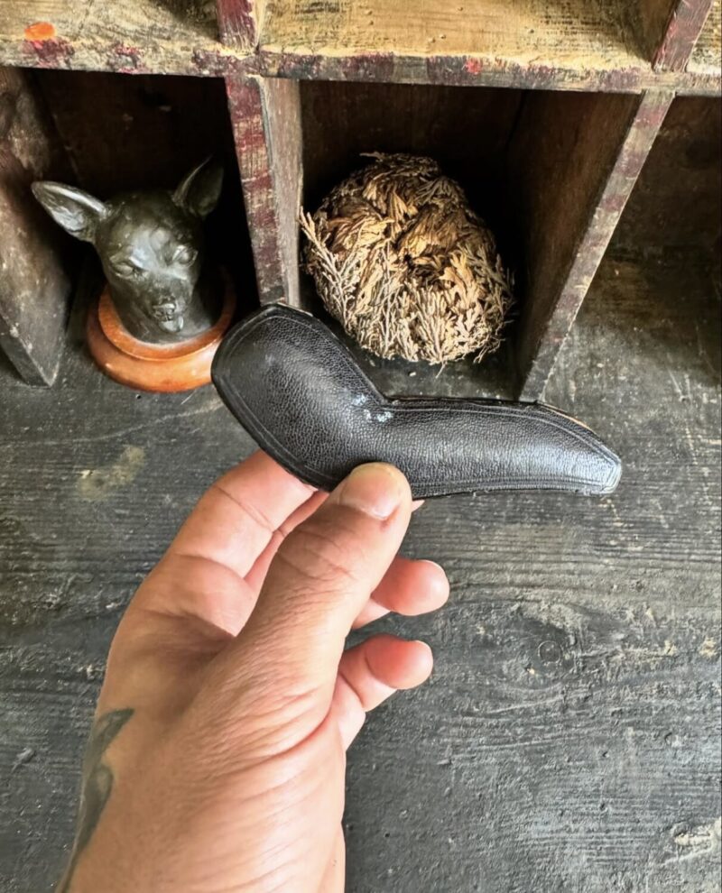Novelty Ladies Leg Pipe & Case - Image 10