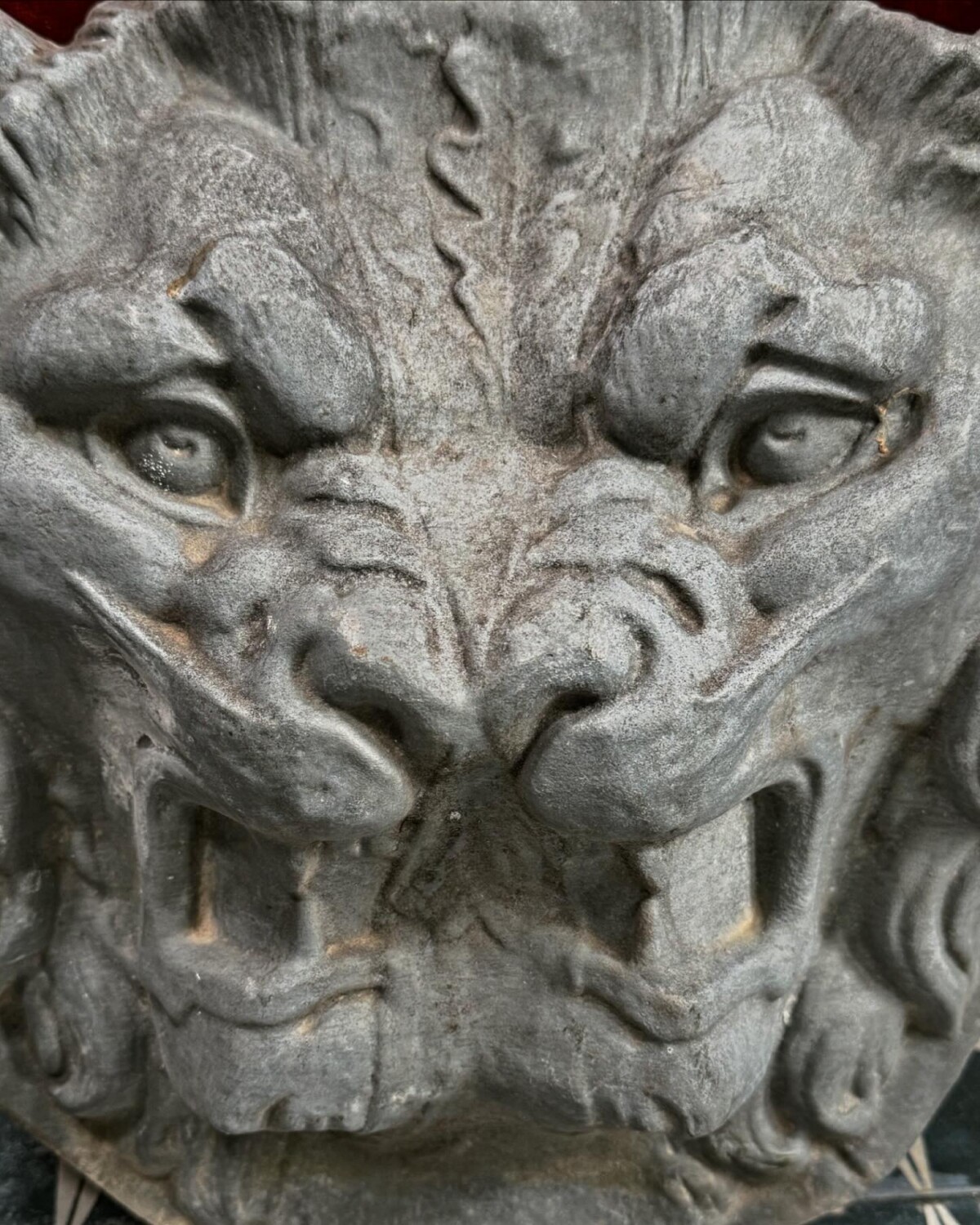 Large Zinc Lions Head - Image 10