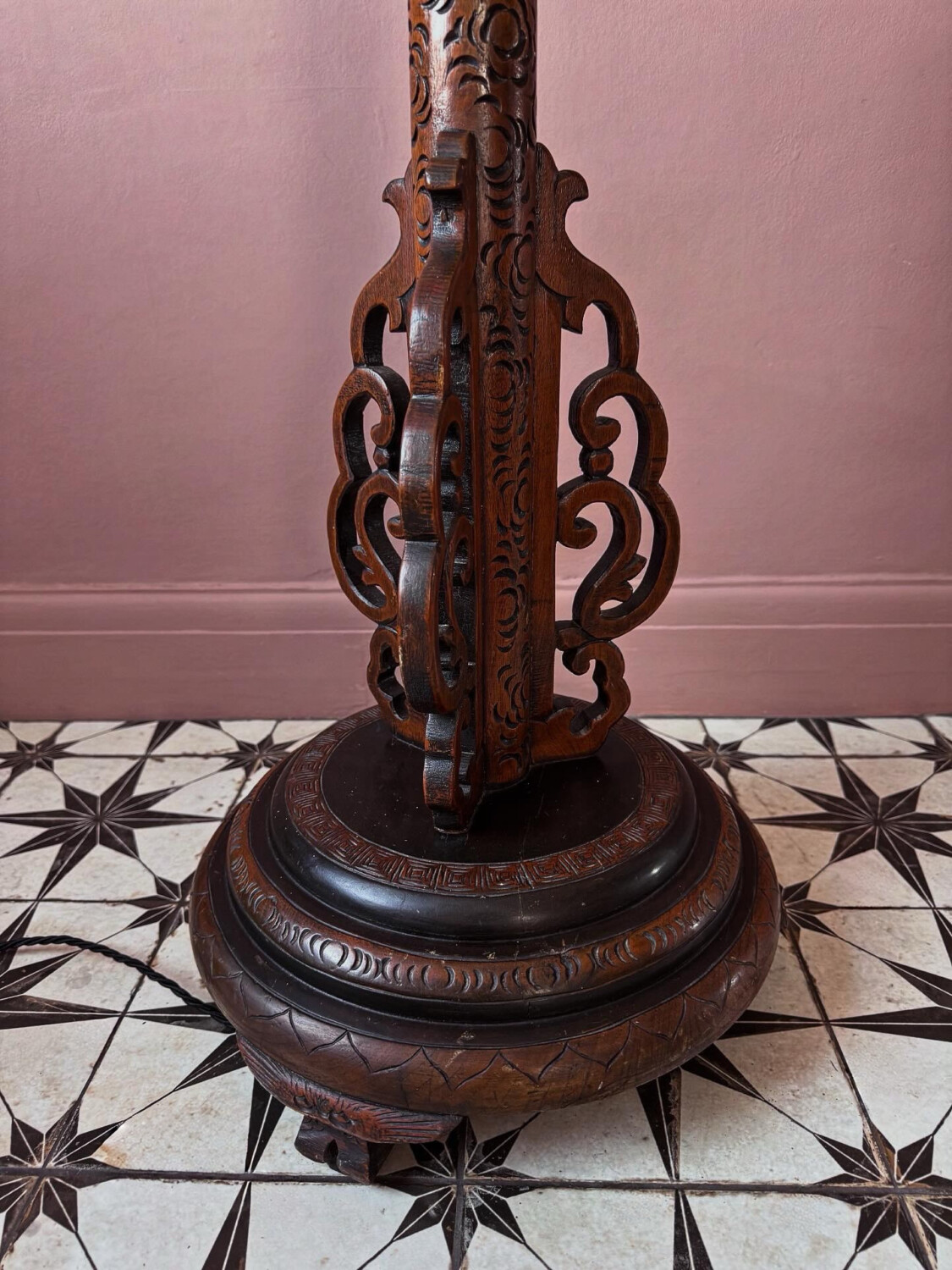 Chinese Carved Dragon Floor Lamp - Image 17